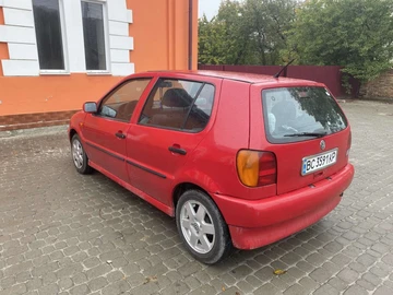 Авто Volkswagen Polo 1997 № 8189475