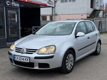 Авто Volkswagen Golf 2004 № 8189477
