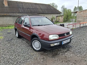 Авто Volkswagen Golf 1996 № 8189488