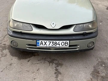 Авто Renault Laguna 2000 № 8189504
