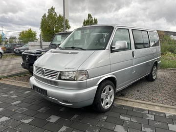 Авто Volkswagen Transporter 2000 № 8189510