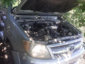 Авто Toyota Hilux Pick Up 2006 № 8189575