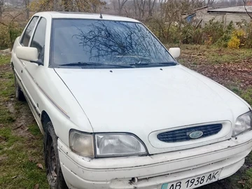 Авто Ford Escort 1993 № 8189590