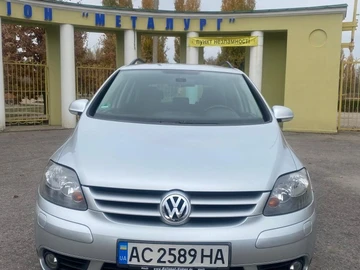 Авто Volkswagen Golf Plus 2008 № 8189763