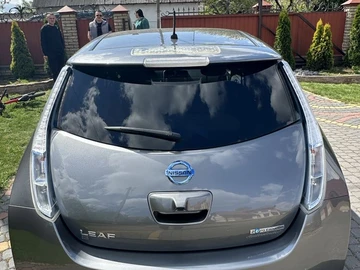 Авто Nissan Leaf 2013 № 8189785