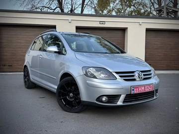 Авто Volkswagen Golf Plus 2008 № 8189808