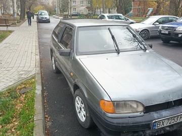 Авто ВАЗ 2113 2008 № 8189955