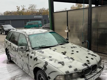 Авто BMW 5 Серия 2000 № 8190136