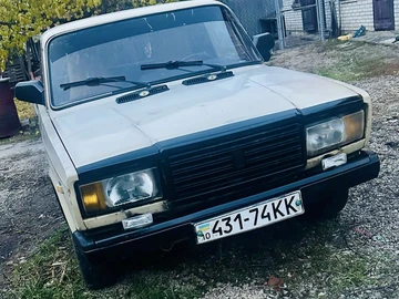 Авто ВАЗ 2107 1988 № 8190163