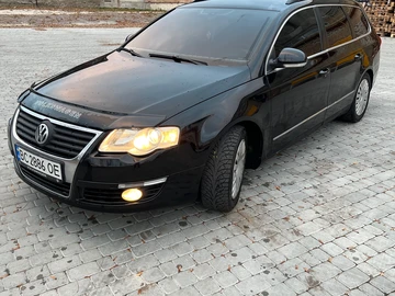 Авто Volkswagen Passat Variant 2005 № 8190220