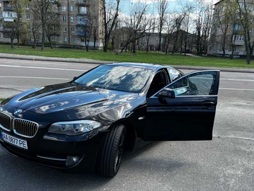 Авто BMW 5 Серия 2012 № 8190224