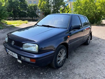 Авто Volkswagen Golf 1997 № 8190225