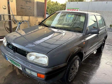 Авто Volkswagen Golf 1995 № 8190227