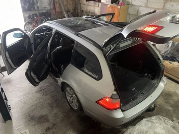Авто BMW 5 Серия 2004 № 8190233