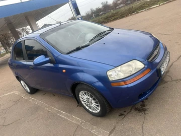 Авто Chevrolet Aveo 2005 № 8190383