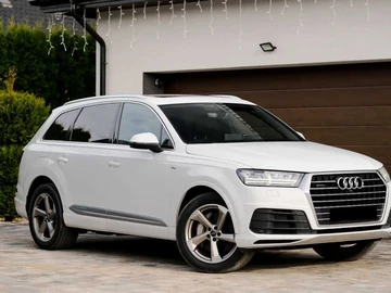 Авто Audi Q7 2019 № 8190394