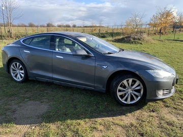 Авто Tesla Model S 2013 № 8190411