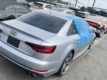 Авто Audi S4 2019 № 8190711