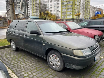 Авто ВАЗ 21112 2006 № 8190969