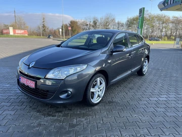 Авто Renault Megane 2011 № 8191018