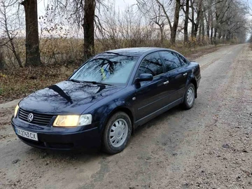 Авто Volkswagen Passat Sedan 1997 № 8191076