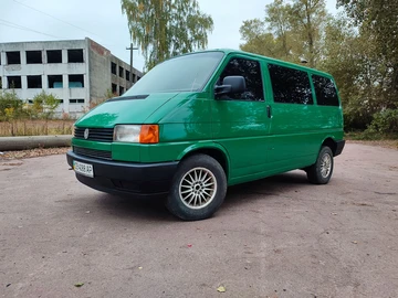 Авто Volkswagen Transporter 1992 № 8191317
