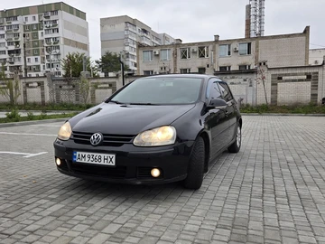 Авто Volkswagen Golf 2004 № 8191408