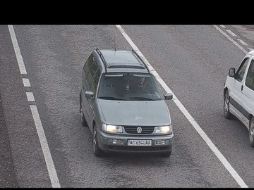 Авто Volkswagen Passat Variant 1994 № 8191420