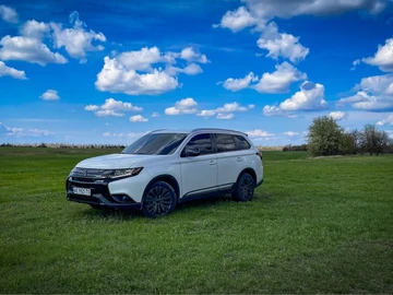 Авто Mitsubishi Outlander 2019 № 8191430