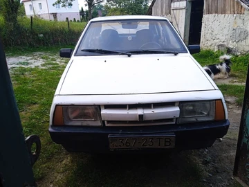 Авто ВАЗ 2109 1992 № 8191454