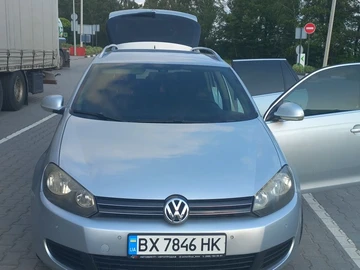 Авто Volkswagen Golf 2010 № 8191532