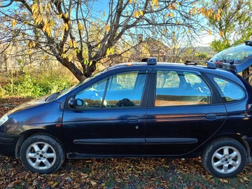 Авто Renault Megane 2000 № 8191733