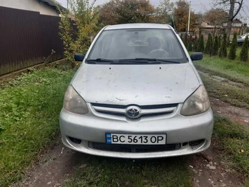 Авто Toyota Echo 2003 № 8192097