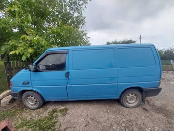 Авто Volkswagen Transporter 1991 № 8192374