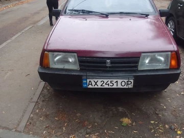 Авто ВАЗ 2109 2000 № 8192381