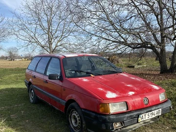 Авто Volkswagen Passat Variant 1987 № 8192439