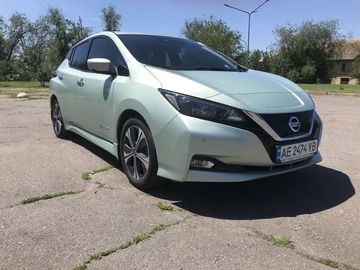 Авто Nissan Leaf 2018 № 8192460