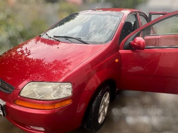 Авто Chevrolet Aveo 2005 № 8192661