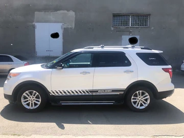 Авто Ford Explorer 2013 № 8193064