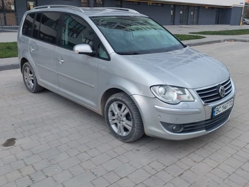 Авто Volkswagen Touran 2007 № 8193119