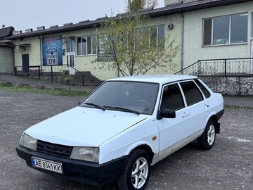 Авто ВАЗ 21099 1999 № 8193181