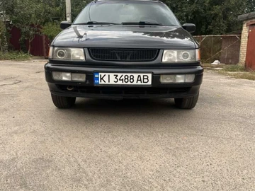 Авто Volkswagen Passat Variant 1995 № 8193200