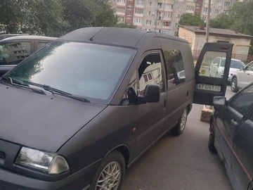 Авто Peugeot Expert 2002 № 8193205