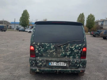Авто Mercedes 230 2000 № 8193213