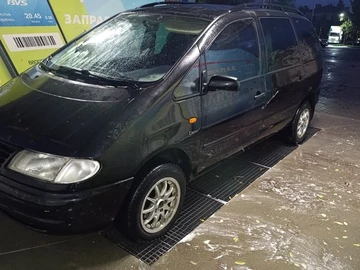 Авто Volkswagen Sharan 2000 № 8193368