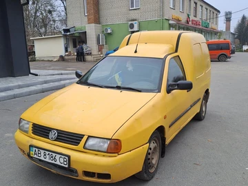 Авто Volkswagen Caddy 2000 № 8193376