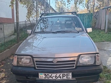Авто Opel Ascona 1988 № 8193474
