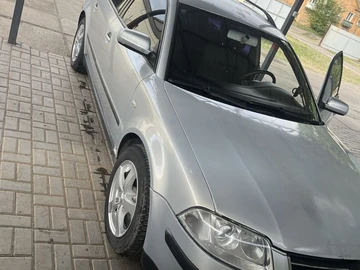 Авто Volkswagen Passat Variant 2003 № 8193543