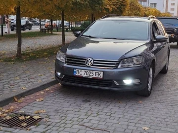 Авто Volkswagen Passat Variant 2011 № 8193717