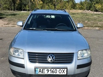 Авто Volkswagen Passat Variant 2004 № 8193743